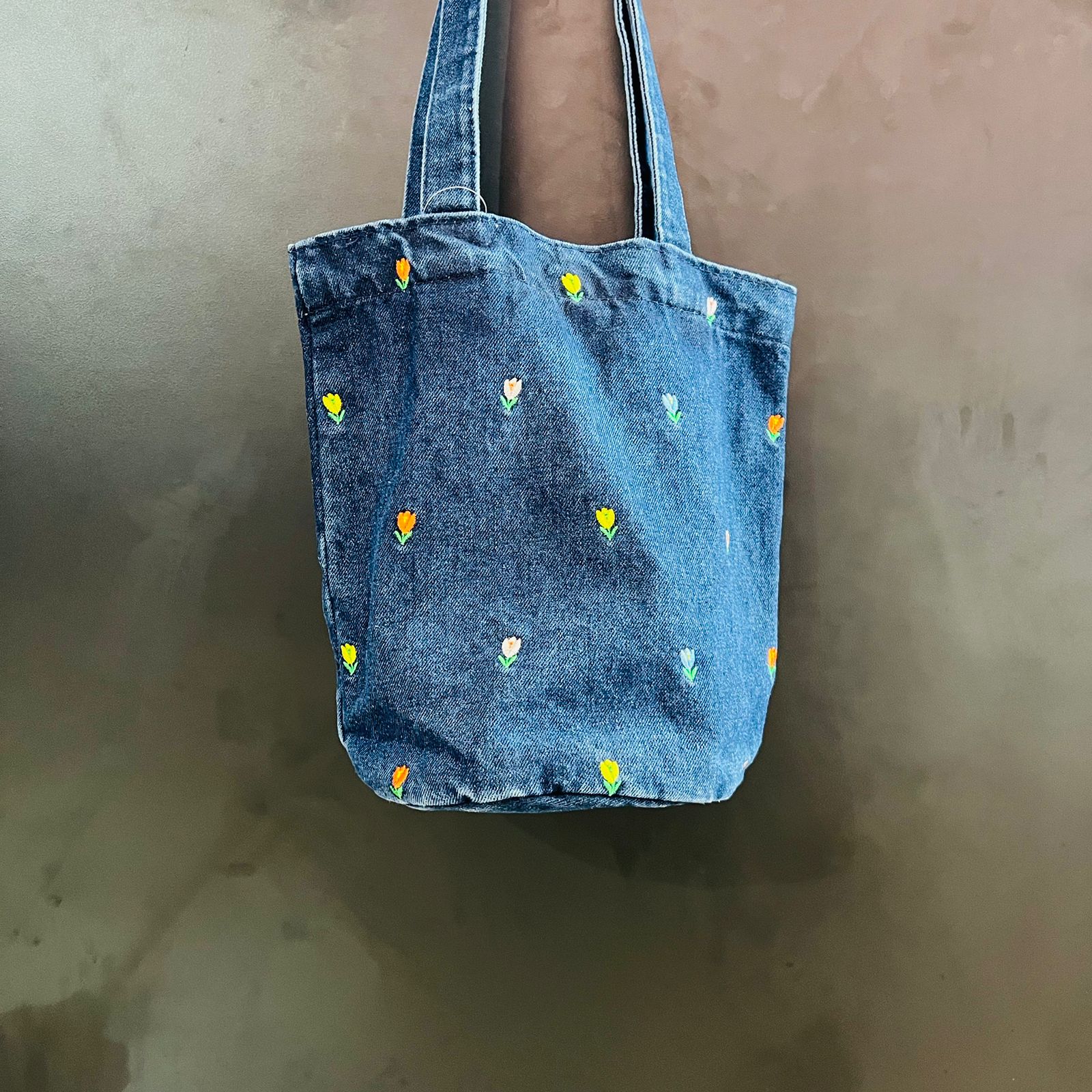 MODEL BAG